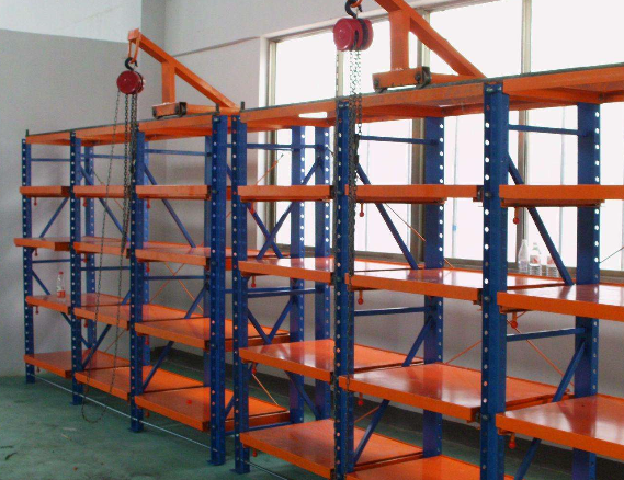 倉(cāng)庫(kù)中的貨架之間的距離多少最適當(dāng)